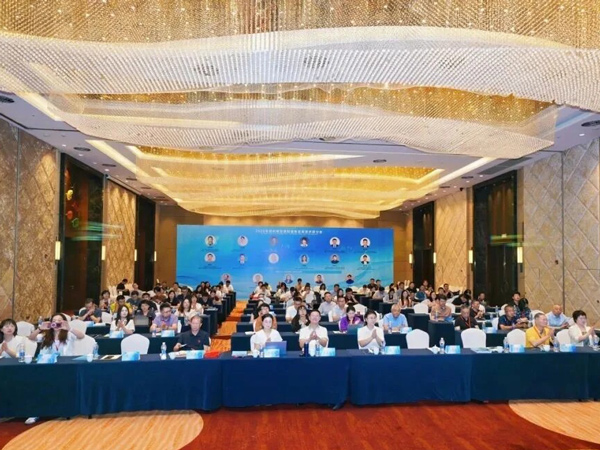 永银化纤 T2T化学法闭环再生技术亮相2026纺织新型原料创新研讨会，引领纺织绿色同级循环